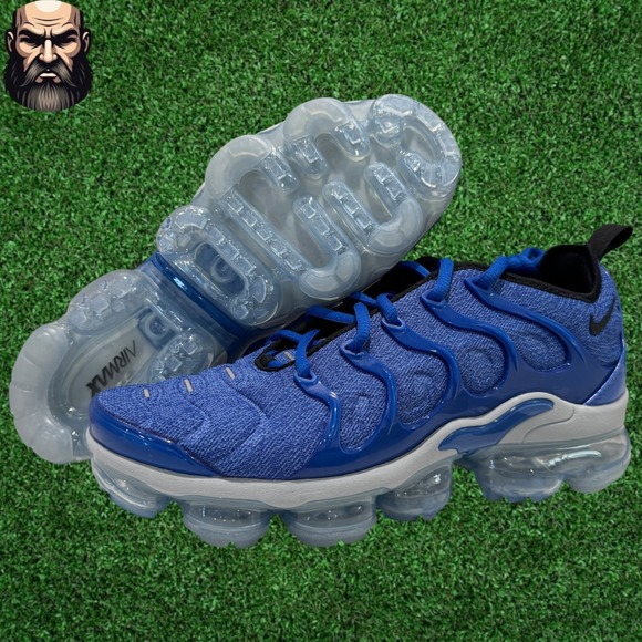 Athletic_Shoes